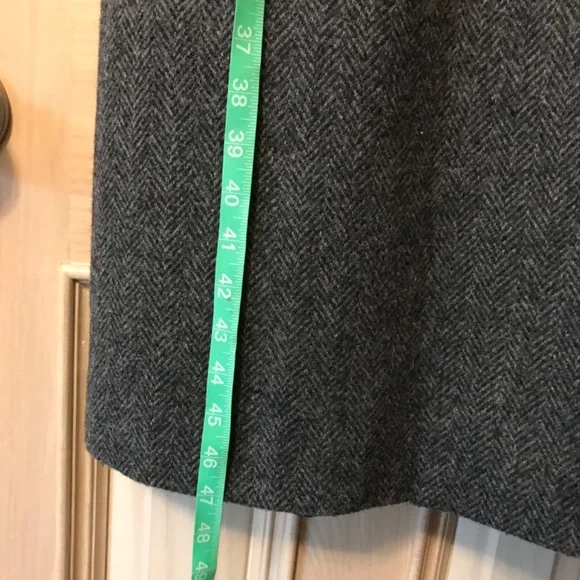 Vintage style 100% wool long coat with herringbone pattern